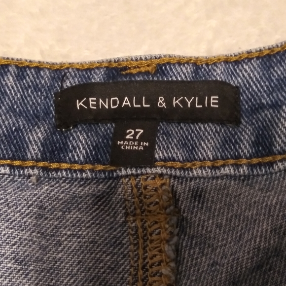 Kendall & Kylie Shortie Shorts Size 27 - Picture 2 of 5